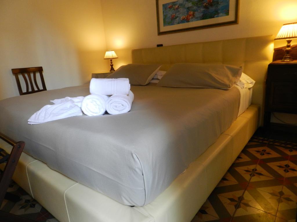 B&B La Vecchia Palma Катания Экстерьер фото