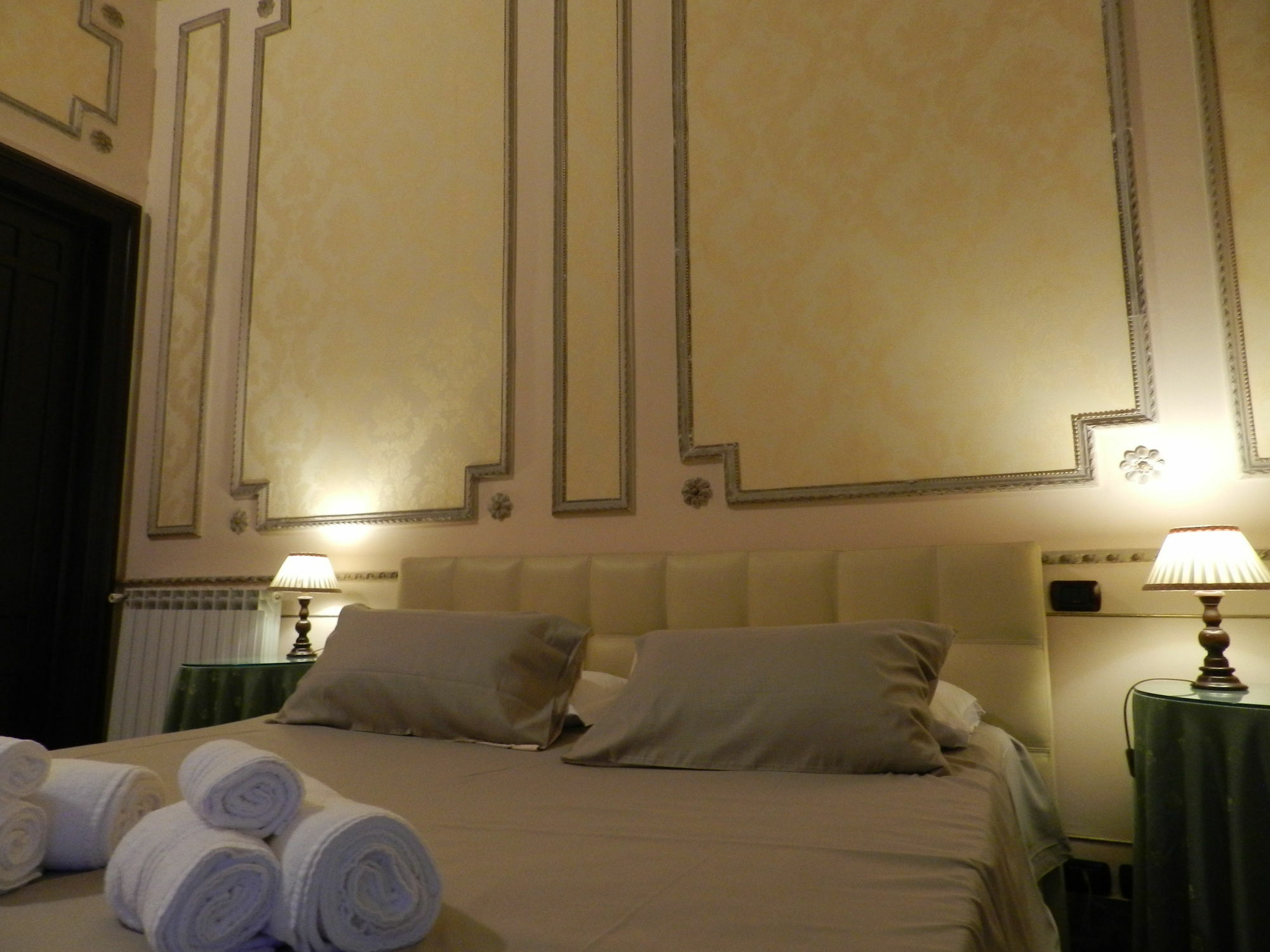 B&B La Vecchia Palma Катания Экстерьер фото